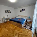 Apartament Ljiljana *