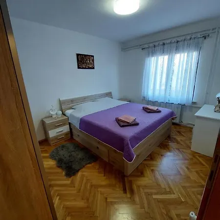 Ljiljana * Pula