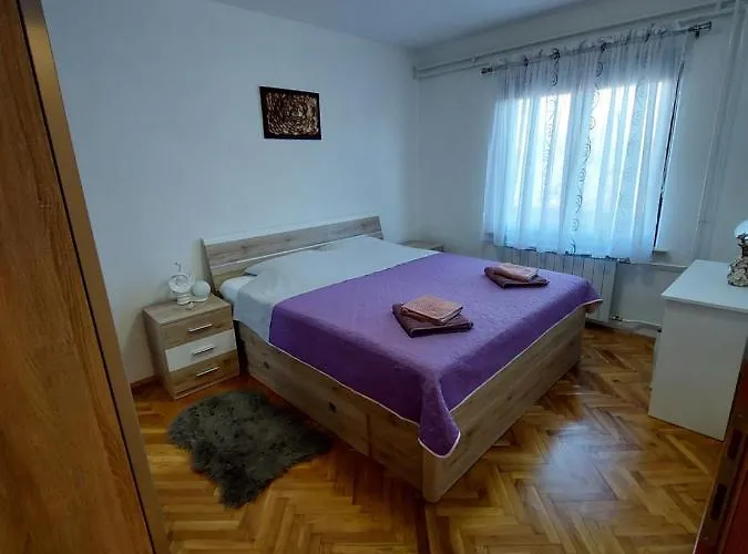 Ljiljana * Pula