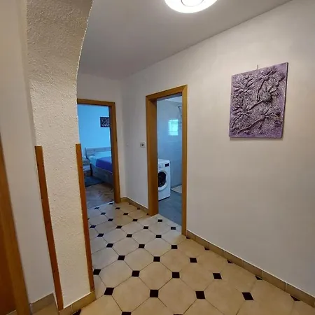 Ljiljana * Pula